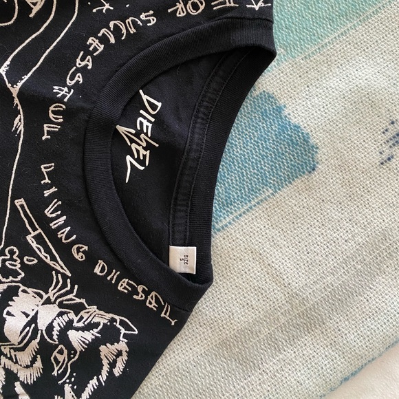 (SOLD)4 PCs of Diesel Men's T Shirt Bundle Size S - Picture 6 of 7